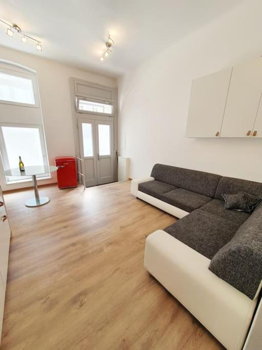 Urbanes Apartment In Wien Exterior photo
